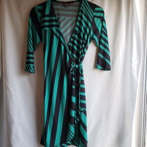 Roz & Ali Aqua Green/Blue Wrap dress sz:4.